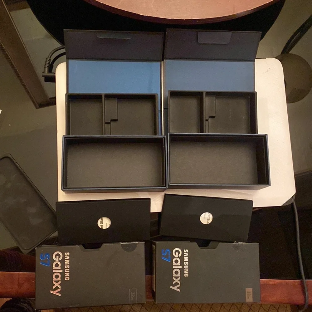 Samsung galaxy s7 empty box